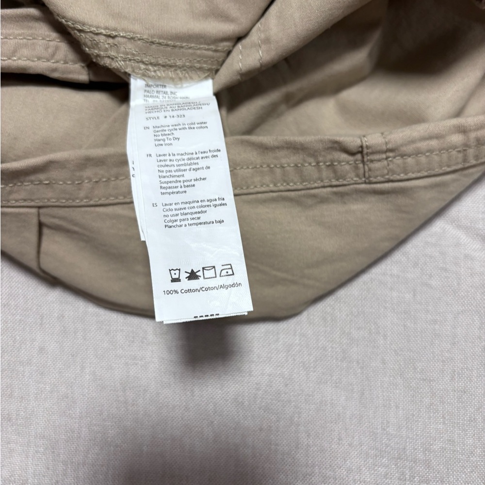 NWT Woman’s Beige Low Waisted Cargo Pants Size L with Pockets and Belt Loops - Picture 8 of 11